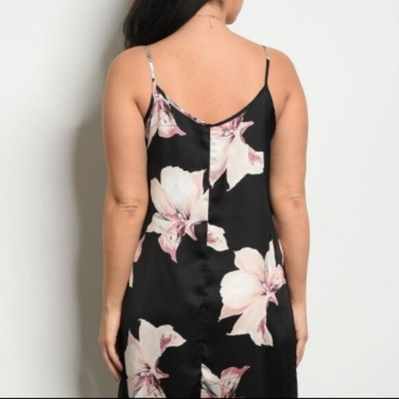 DRESS PLUS SIZE FLORAL SLIP DRESS - Picture 3 of 3